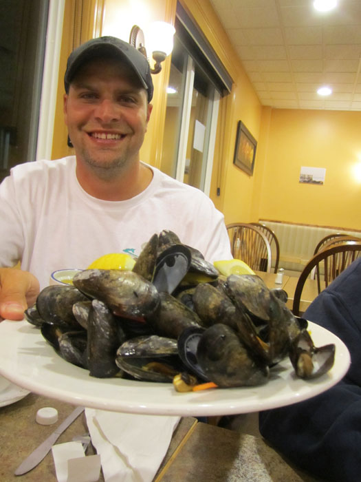 john_ginsburg_mussels.jpg