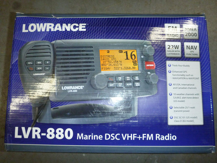 Lowrance_880_vhf2.jpg